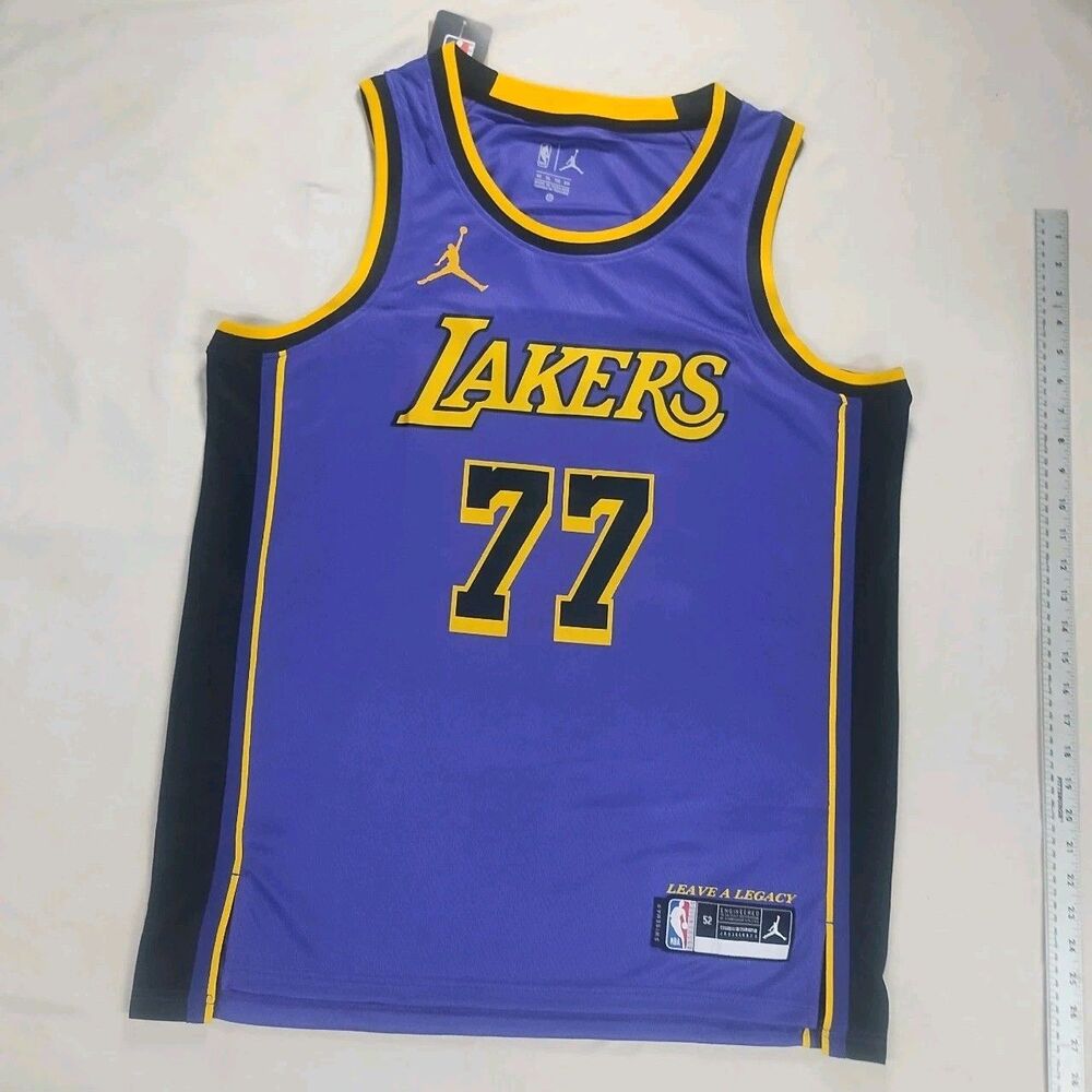 Luka Doncic #77 Stitched Purple Lakers Jersey Men's Size XL 52